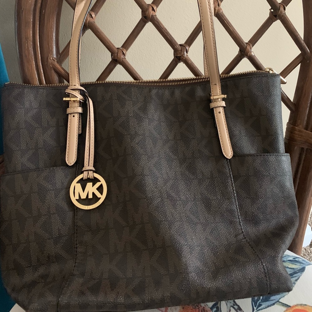 Michael Kors Signature Tote